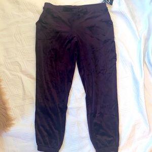 Simply Vera Vera Wang Velvet Joggers - NWT